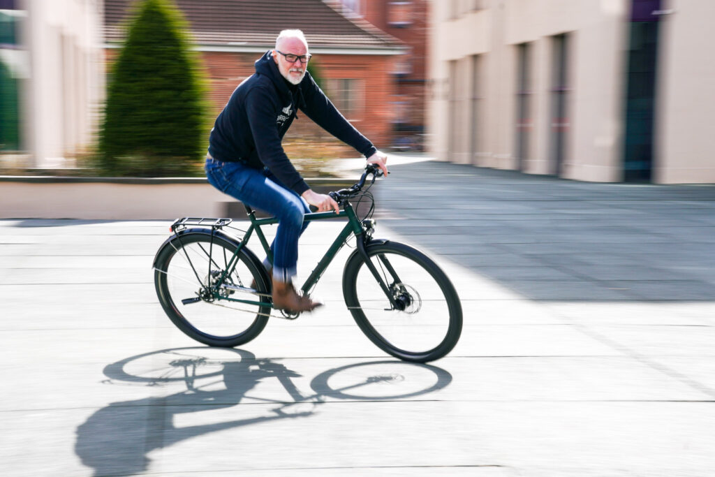 Citybike Urban Cruiser Contoura Fe16