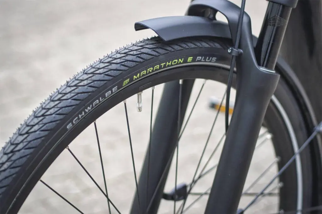 Stevens E-Triton PT6 - Reifen Schwalbe Marathon E-Plus Performance 47-622