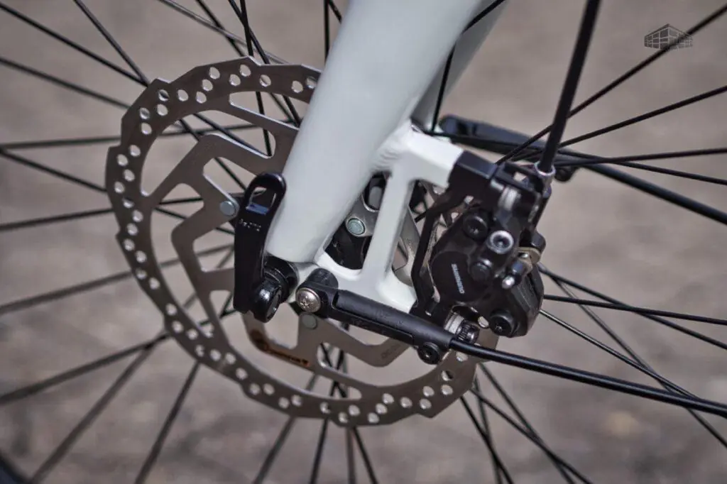 Velo De Ville - AEB 400 - Shimano MT200 Disc Bremse VR