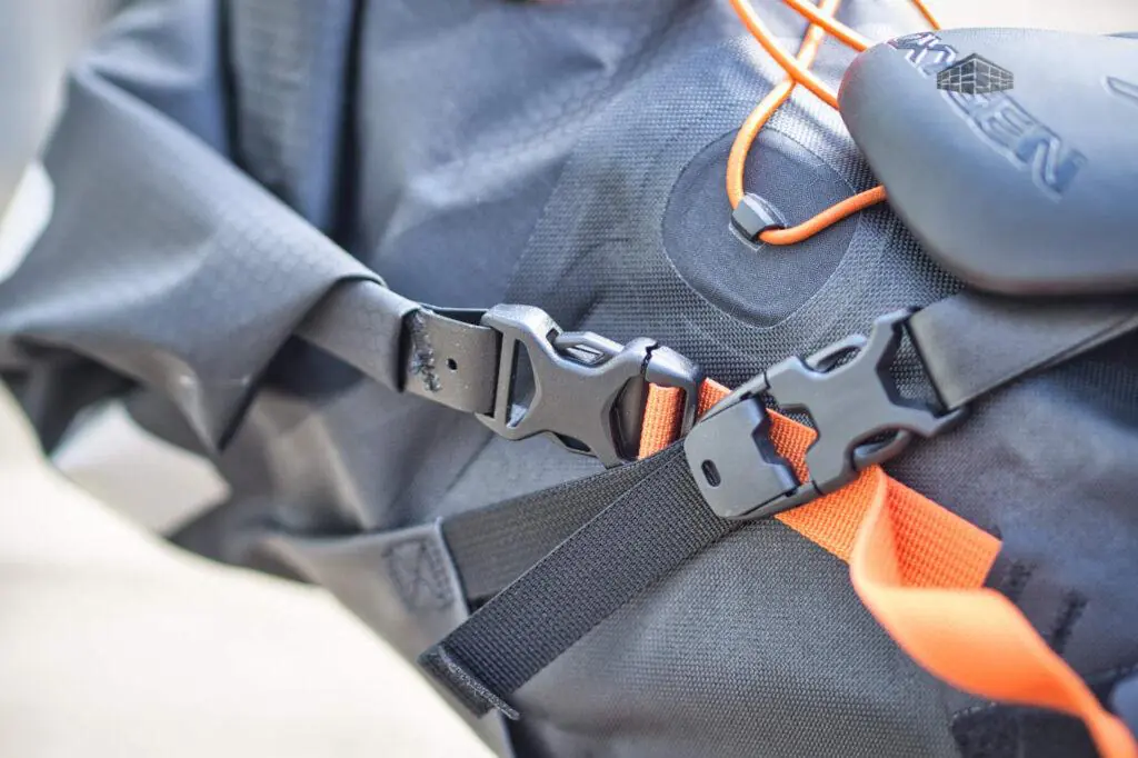Ortlieb Bikepacking - Seat-Pack Verschlüsse